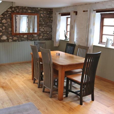 Culmstock Pullman Cottage - The Culm Valley Inn المظهر الخارجي الصورة