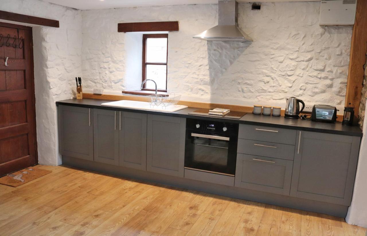 Culmstock Pullman Cottage - The Culm Valley Inn المظهر الخارجي الصورة